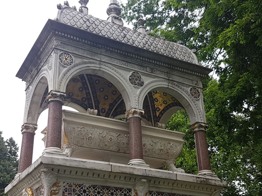 3-Hour Walking Tour of Vienna Central Cemetery - Learning the stories behind the names