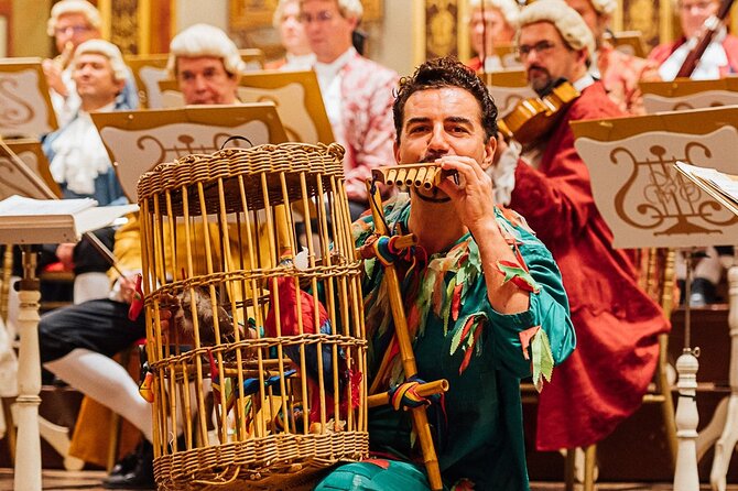 Austrian Delights: 3-course Austrian Dinner and Concert at Musikverein Vienna - Dress code, program, and the small costs that affect your night