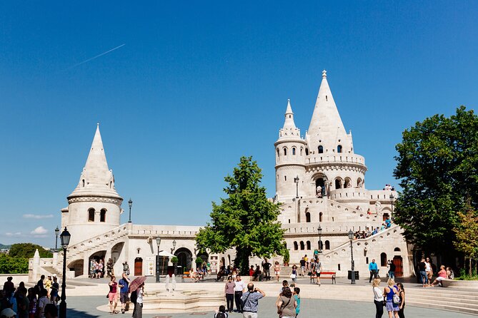 Budapest Day Trip from Vienna - The biggest church stop: when you need a breath
