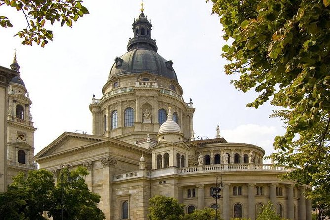 Budapest private day trip from Vienna - Practicalities: Timing, Weather, and What to Wear