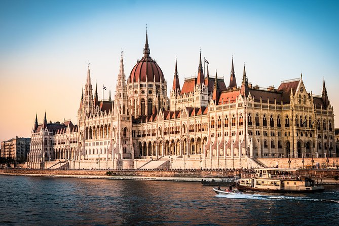 Budapest Private Tour from Vienna - Key highlights worth waking up for