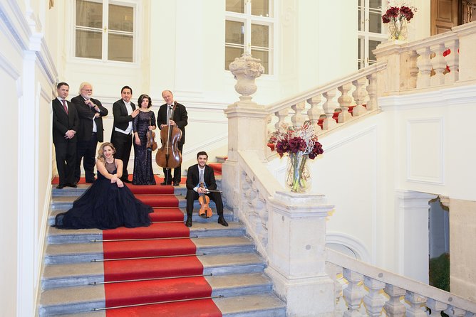 Concert at the Palais Schönborn-Batthyány by the Vienna Baroque Orchestra - The Wiener Barock Orchester: Austrian musical eras, one focused evening