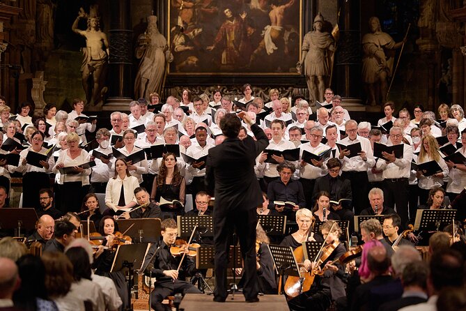 Concert at Vienna's St. Stephen's Cathedral - Seating strategy: assigned seats, view issues, and the front-row advantage
