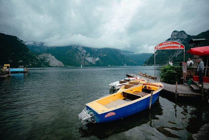 Day Tour from Vienna to Hallstatt and Salzburg with Photographer - Salzburg essentials: Mozart residence, gardens, and Old Town time