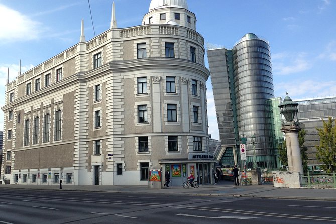 eBike Vienna 90min guided tour - use ebike for the whole day - Your eBike reality check: heavy bike, smart assist