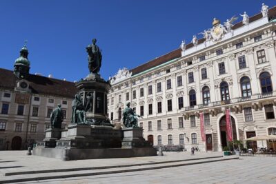 Empress Sisi - The Lady Di of Vienna - Starting at Café Mozart: The Easy Part, If You’re On Time