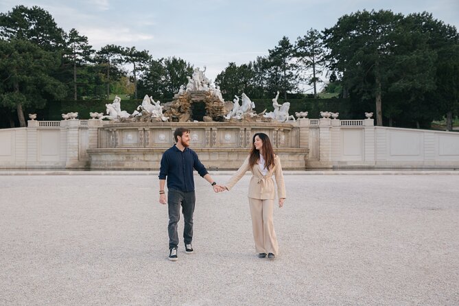 Experience Vienna with a local professional photographer - Meeting at Hietzinger Hauptstraße and keeping the day easy
