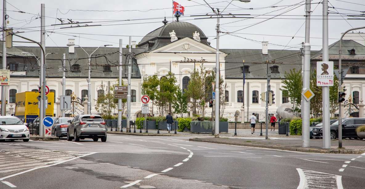 From Vienna: Bratislava Day Trip - The best reason to do Bratislava from Vienna: you get two kinds of seeing