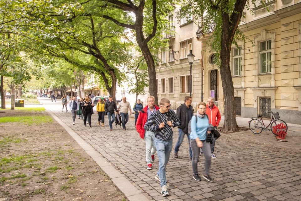 From Vienna: Bratislava Day Trip - Getting there from Vienna: where to stand and what timing to trust