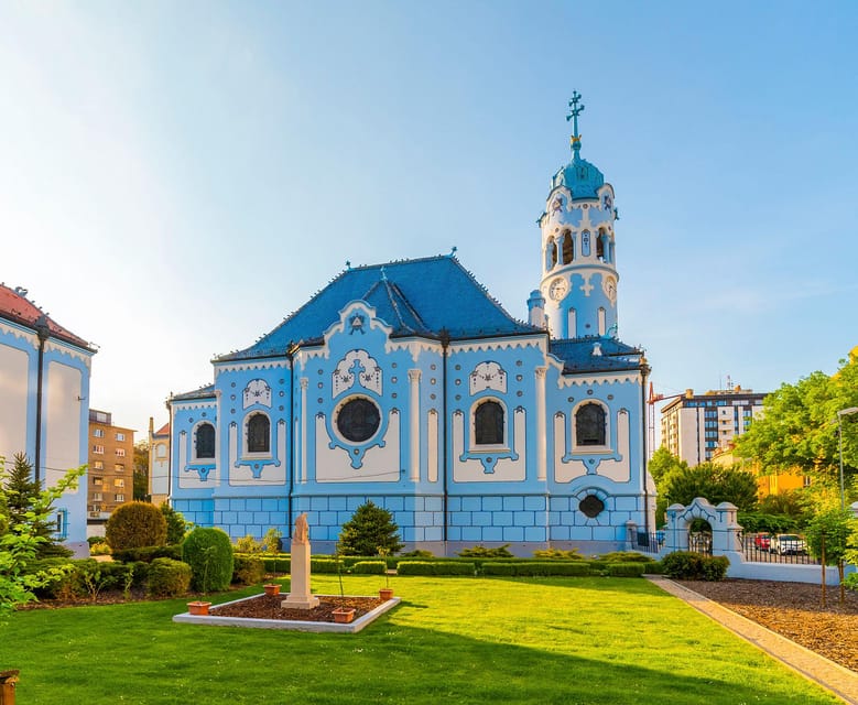 From Vienna: Bratislava with Local Guide, Castle & UFO Views - Why Bratislava Works So Well From Vienna