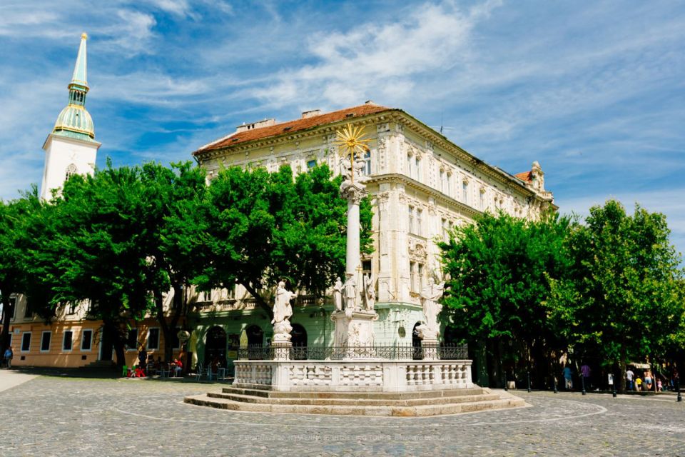 From Vienna: Guided Tour to Bratislava with Speed Boat Ride - The Six-Hour Free Time Block: Lunch, Shopping, and Danube Views