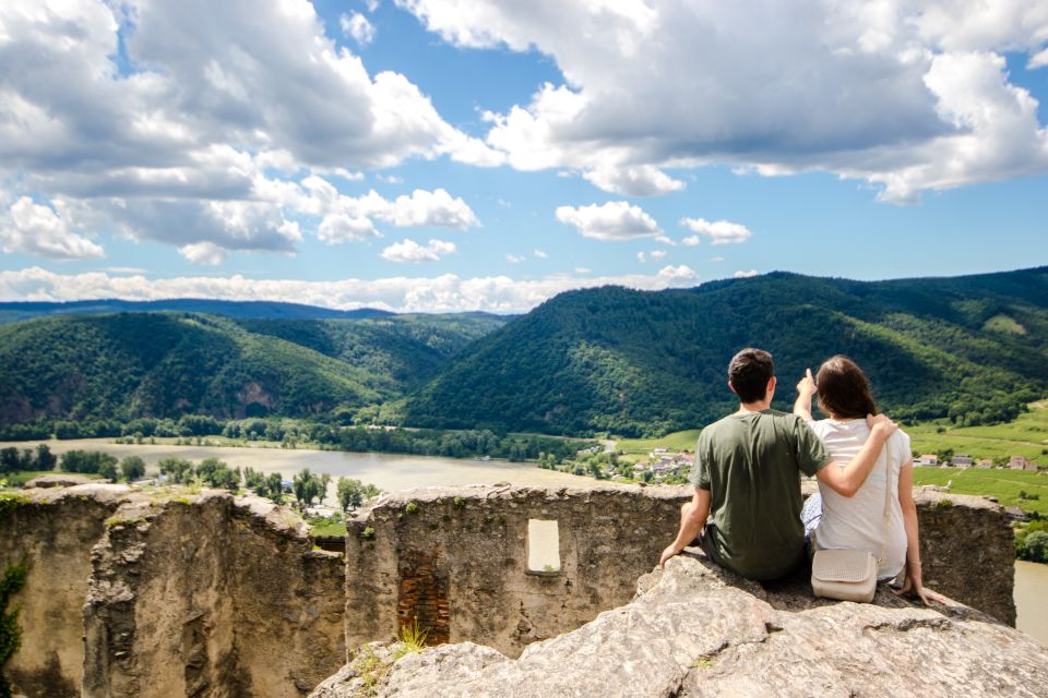 From Vienna: Wachau Valley Day Tour with Wine Tasting - Price and value: is $234 fair for this day?