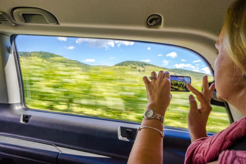 From Vienna: Wachau Valley Day Tour with Wine Tasting - Group size, comfort, and what to pack (and what not to)