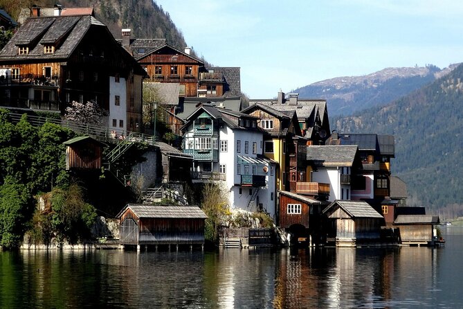 Guided Day Trip to Hallstatt with a local from Vienna - Lakeside breaks on the way: Traunkirchen (and Gmunden)