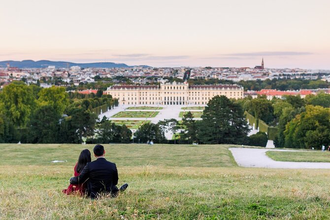 Guided Photoshoot Experience in Wien - Price and Value: $83.13 for a Real Photo Souvenir