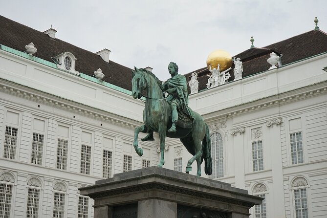 Guided Walking Tour of Vienna City Center Highlights - St. Stephen’s Cathedral: finish strong at Stephansplatz