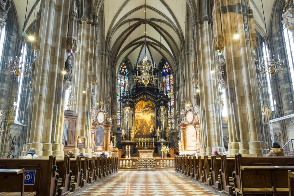 Highlights of Vienna: Private Bike Tour with Licensed Guide - Who should book this Vienna private bike tour
