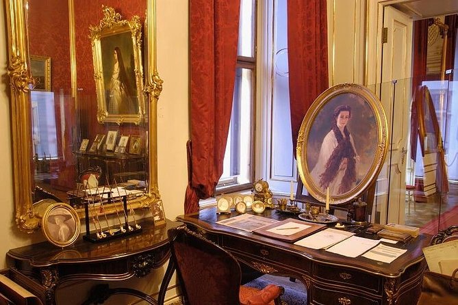 Hofburg Imperial Palace and Sisi Museum Skip the line tour - How the 2-hour format really feels
