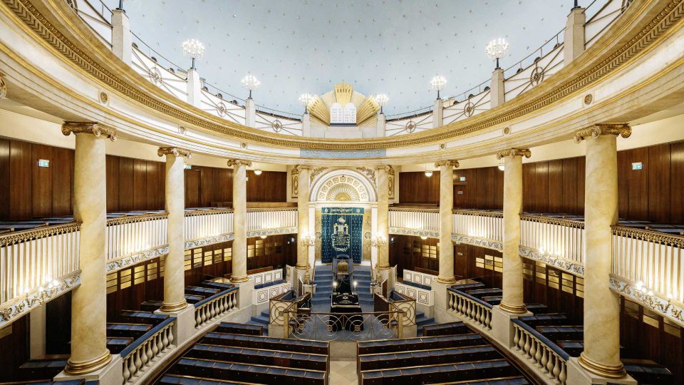 Jewish Vienna: City Synagogue Guided Tour - City Synagogue in one hour: what you’ll actually see