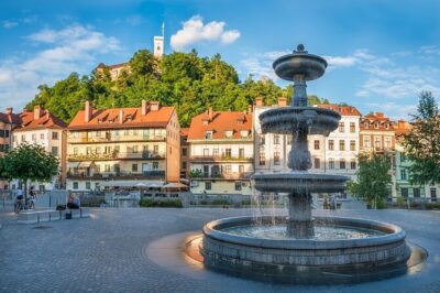Ljubljana and Lake Bled private day tour from Vienna - Ljubljana Old Town with your private local guide and the Dragon Bridge legend