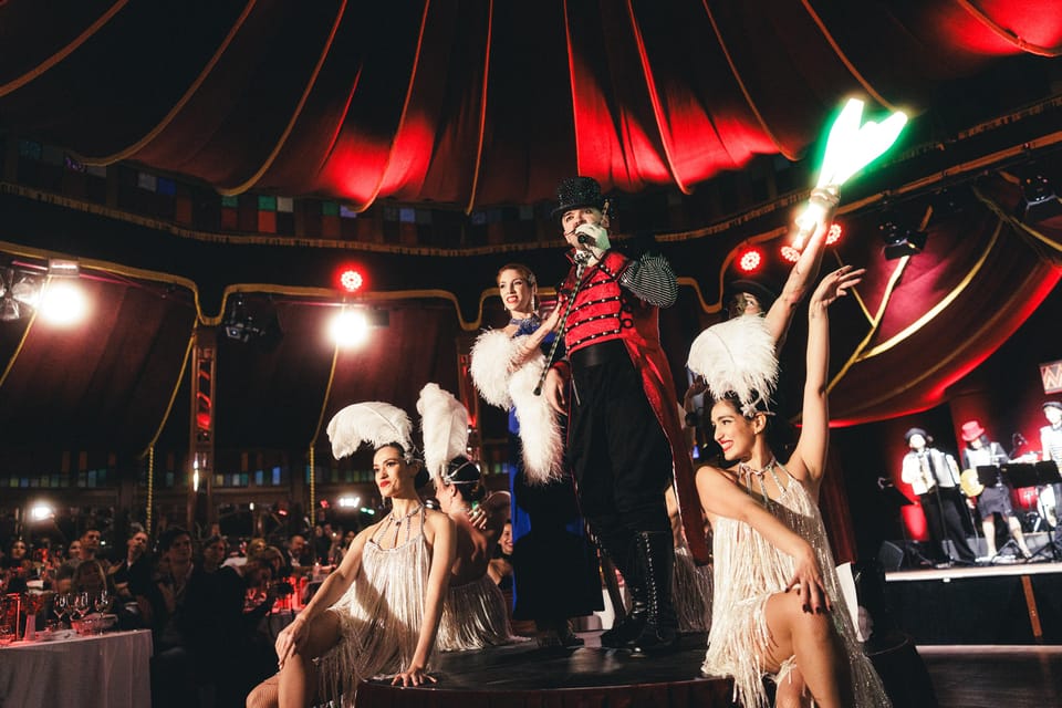 Mirage Vienna: Burlesque Spectacular – Dinner Show - Dress Code and House Rules: Simple Boundaries That Matter