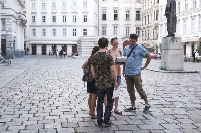 Mystery rally Vienna: The secrets of the old town - A 2-hour old-town mystery that turns walking into solving