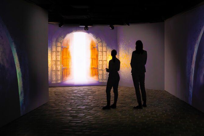 Myth Mozart - Sound, lights, and photos: why the multimedia format works
