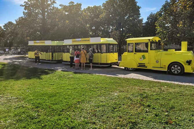 Panoramabahn Schoenbrunn - Price and value: how $19.87 stacks up with separate Schönbrunn tickets