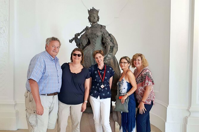 Private Belvedere Palace and Museum Tour - Jardines de Belvedere: Baroque power meets formal garden geometry