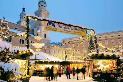 Private Christmas Market Tour to Hallstatt & Salzburg from Vienna - Hallstatt: the lake village time you actually get