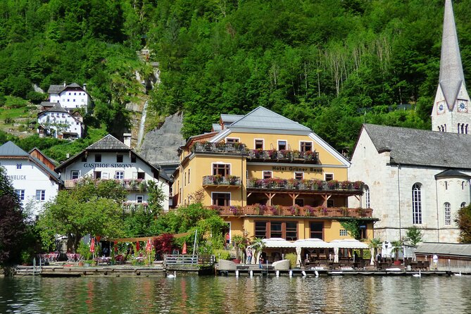 Private Day Tour of Hallstatt and Salzburg from Vienna - Marktplatz in Hallstatt: where your day starts feeling like a movie