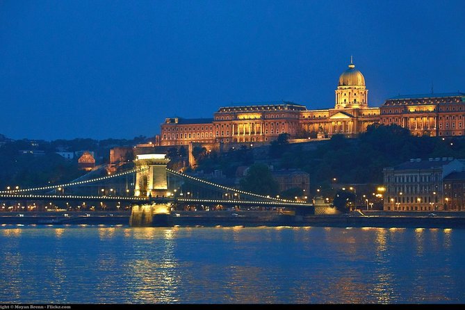 Private day tour to Budapest from Vienna - Buda Castle Meets Matthias Church: The Guided Core