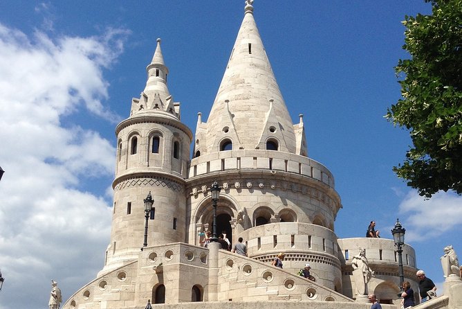 Private day tour to Budapest from Vienna - 8:00 AM Departure: Why Timing Is the Real Tour Start