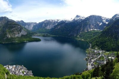 Private Day Tour to Salzburg Hallstatt and Melk from Vienna - Vienna Stop: A Quick Start, Not a Full Sightseeing Day