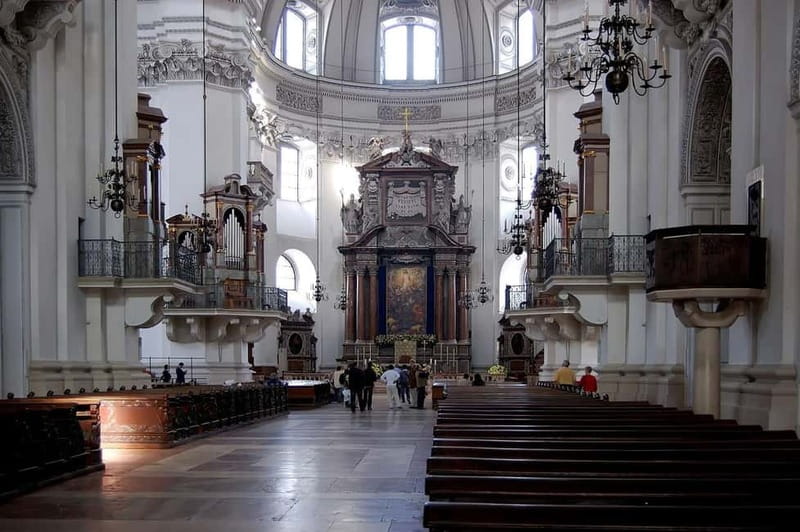 Private Melk Hallstatt, Salzburg tour from Vienna - Wachau Valley Driving: The Scenery Stop You Shouldn’t Rush