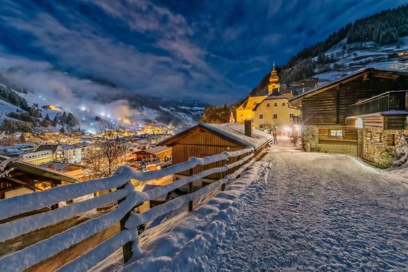 Private Melk Hallstatt, Salzburg tour from Vienna - How the Guides and Drivers Shape the Experience (Not Just the Places)