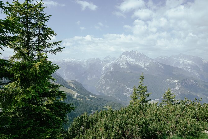 Private Memorial Tour from Vienna to Mauthausen & Eagle's Nest - Kehlsteinhaus and the Eagle’s Nest: elevator ride, summit height, and propaganda context