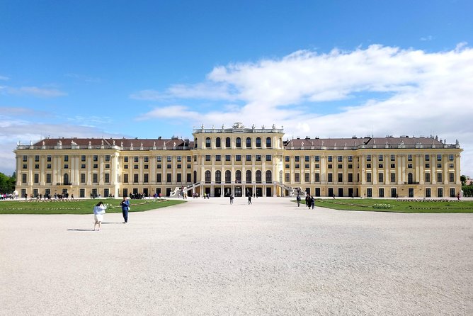 Private Schönbrunn Palace and Gardens Tour - Who should book this private Schönbrunn tour