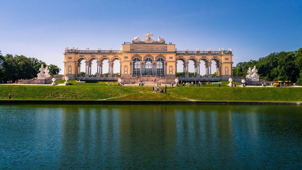 Private Schönbrunn Palace Tour: Entrance included - Key things to know before you go