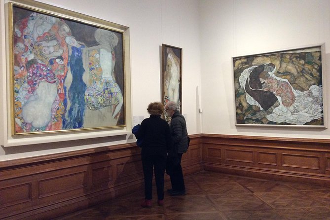 Private Themed Tour of the Belvedere with an Art Historian: "The Kiss" by Gustav Klimt: how it became the Symbol of the Viennese Art - Private guide power: questions, pacing, and comfort