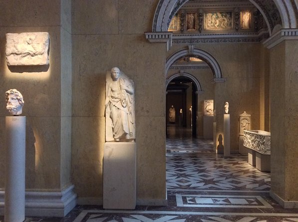 Private Tour of the Kunsthistorisches Museum: Secrets of Masterpieces | Tickets included - Who should book this Kunsthistorisches Museum private tour