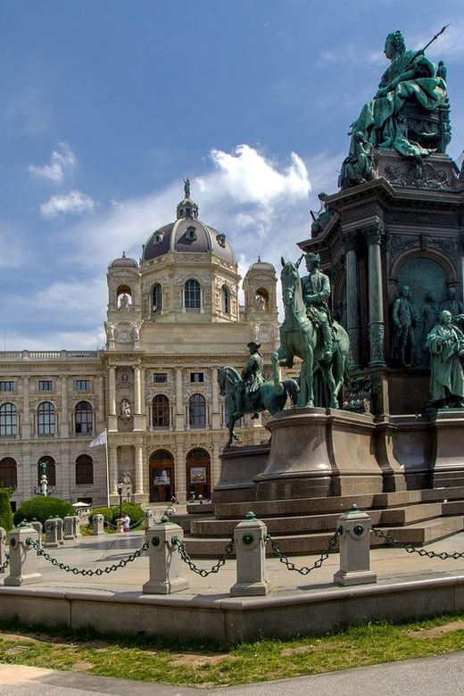 Private tour Vienna: 4 hours by Car - Key highlights worth your attention