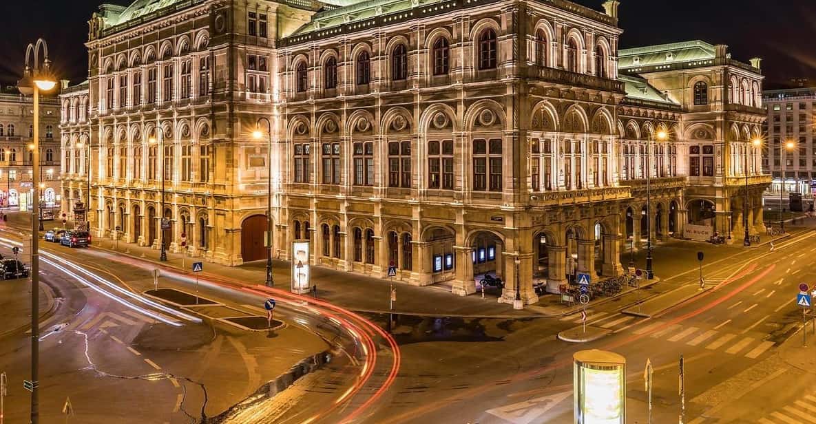 Private tour Vienna: 4 hours by Car - Comfort and logistics: pickup, WiFi, and a van that keeps you fresh