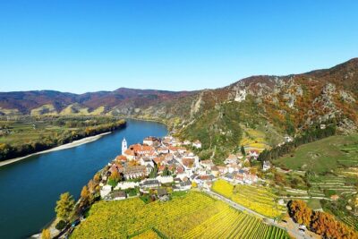 Private Tour Vienna to Salzburg via Wachau & Lake District - Morning pickup and how the drive sets up Wachau views