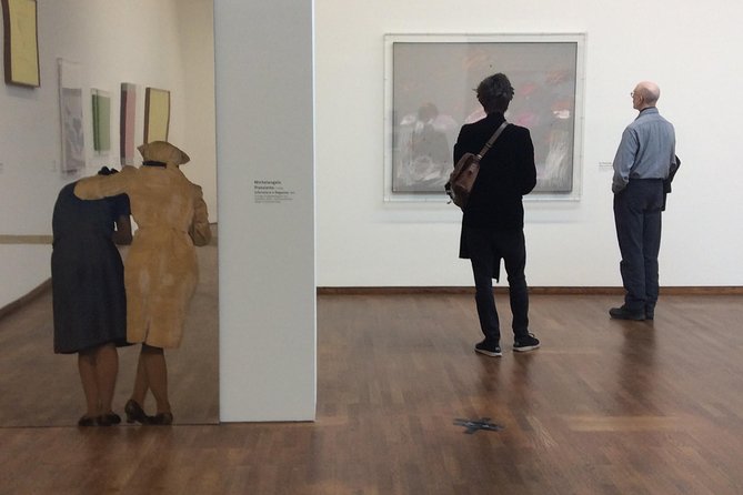 Private Tour with an Art Historian of the Leopold Museum: Gustav Klimt, Egon Schiele and Viennese Art Nouveau - Entering The Leopold Museum With a Point of View