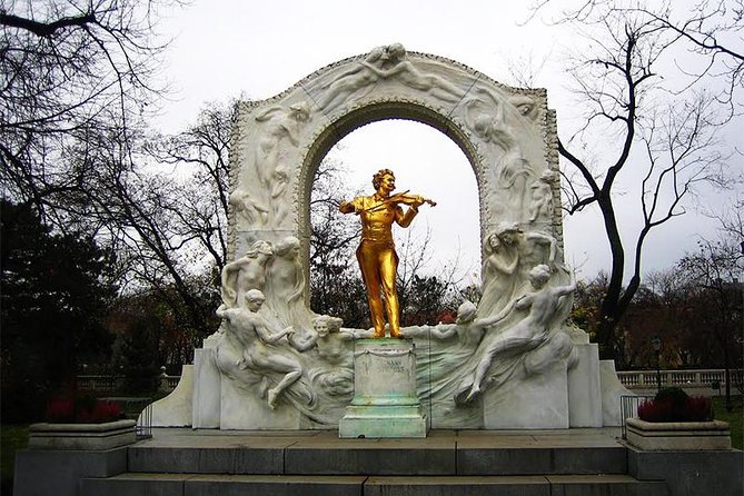 Private Vienna Art Nouveau Walking Tour - Stadtpark and Karlsplatz: Art Nouveau shows up on the way to real life