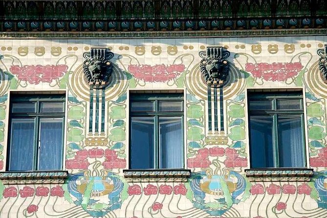 Private Vienna Art Nouveau Walking Tour - Otto Wagner’s Karlsplatz Pavilion: a station building turned into a modern story