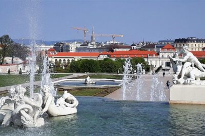 Private Vienna Highlights History Walk — WWII and Post War Vienna - Schwarzenbergplatz Soviet Memorial and the Complicated Meaning of Liberation
