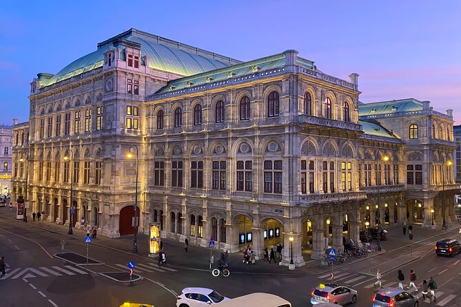 Private Vienna Walking Tour - Who should book this private Vienna walking tour?