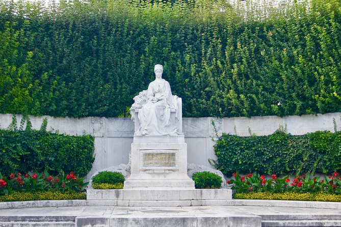 Private Vienna Walking Tour - The walking loop through Vienna’s core: what each stop is for